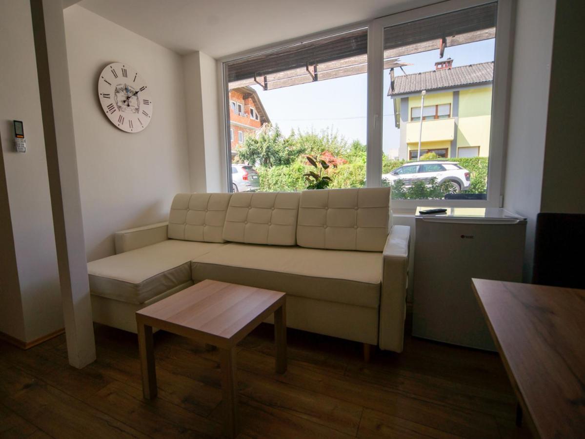Sport Apartments Радовлица Экстерьер фото