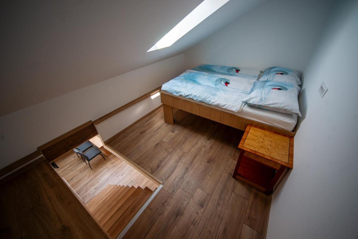 Sport Apartments Радовлица Экстерьер фото